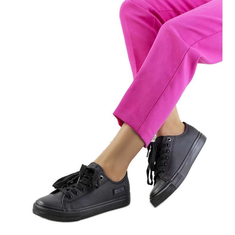 Mustat Big Star KK274011 lenkkarit