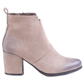 Naisten beige-nilkkurit, joissa Shelovet-resori