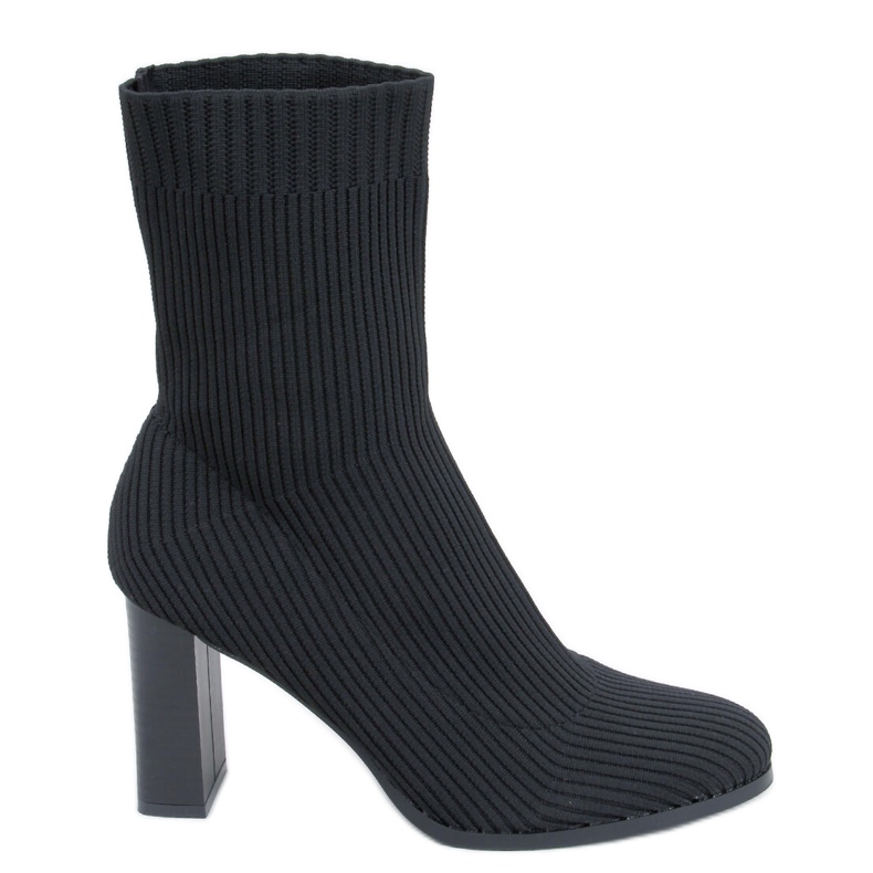 Hermione Mustat korkokengät