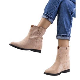 Beiget nilkkurit päällystetyllä Wolfpine-kiilalla