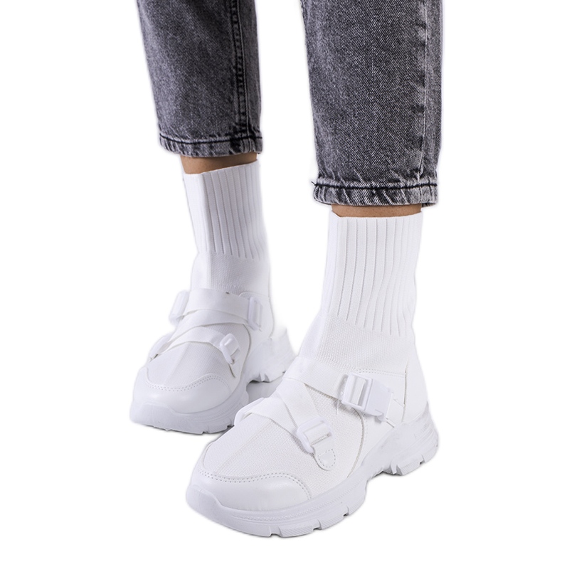 Valkoiset saker-lenkkarit valkoinen