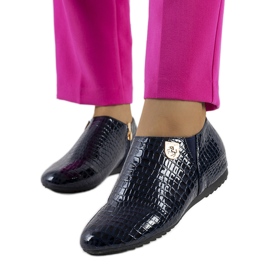 Tummansiniset lakatut Nelec-kengät sininen