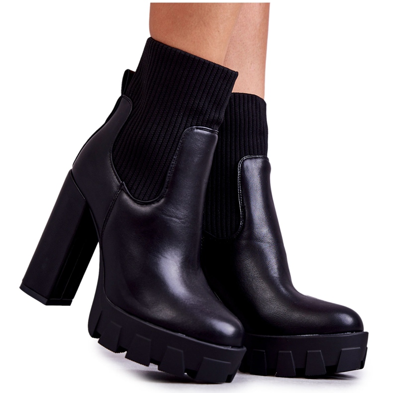 Naisten ekologiset nahkasaappaat, joissa on musta Adalyn-sukka