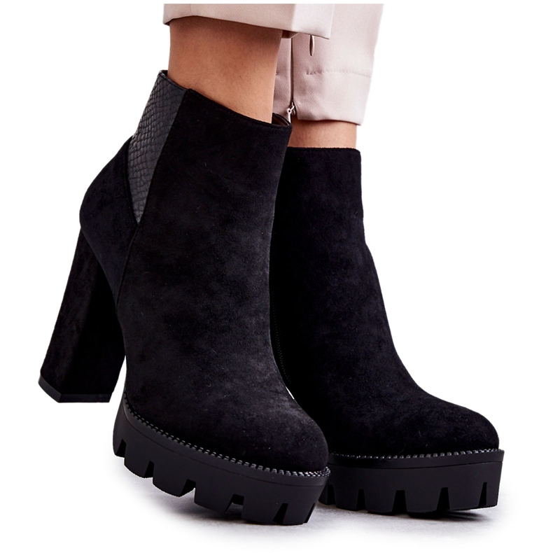 PG1 Naisten mokkanahkakorkokengät mustat Maricruz