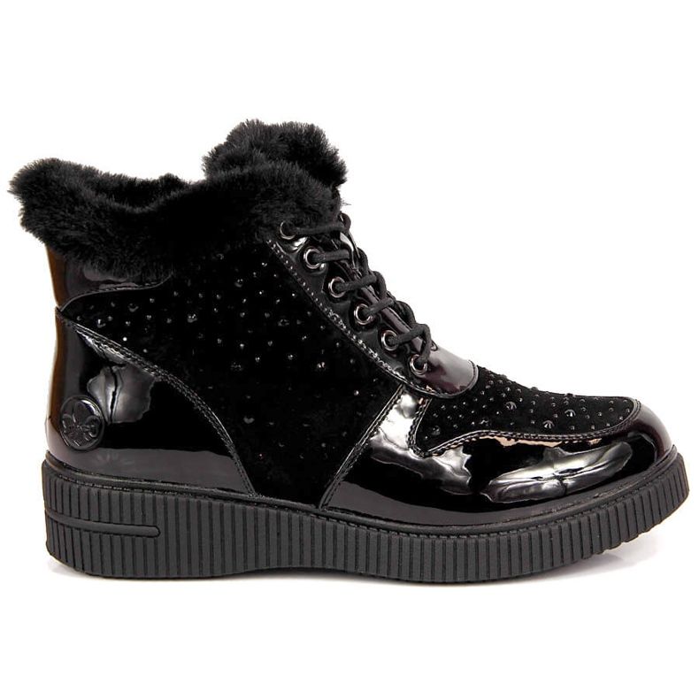 Mustat Rieker 93312-00 nahkaeristetyt nahkasaappaat alustalla