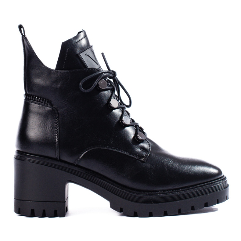 Vinceza Shelovet-nauhoitetut naisten saappaat mustassa tolppassa