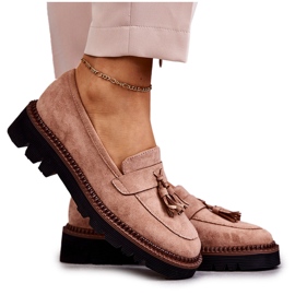 Vinceza Naisten mokkanahkakengät beigellä Unni-tasolla