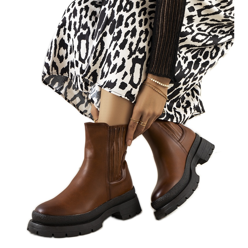 Ruskeat naisten Frei-saappaat