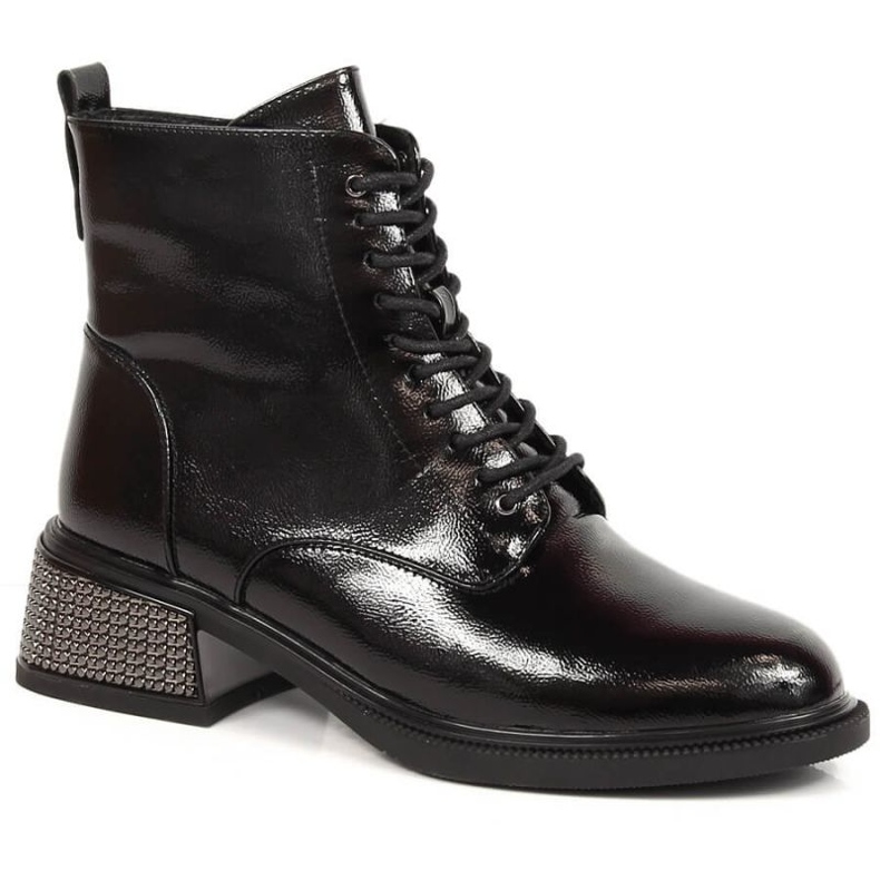 Patenttieristetyt saappaat, joissa koristeeristetyt kantapäät Filippo W PAW384 musta