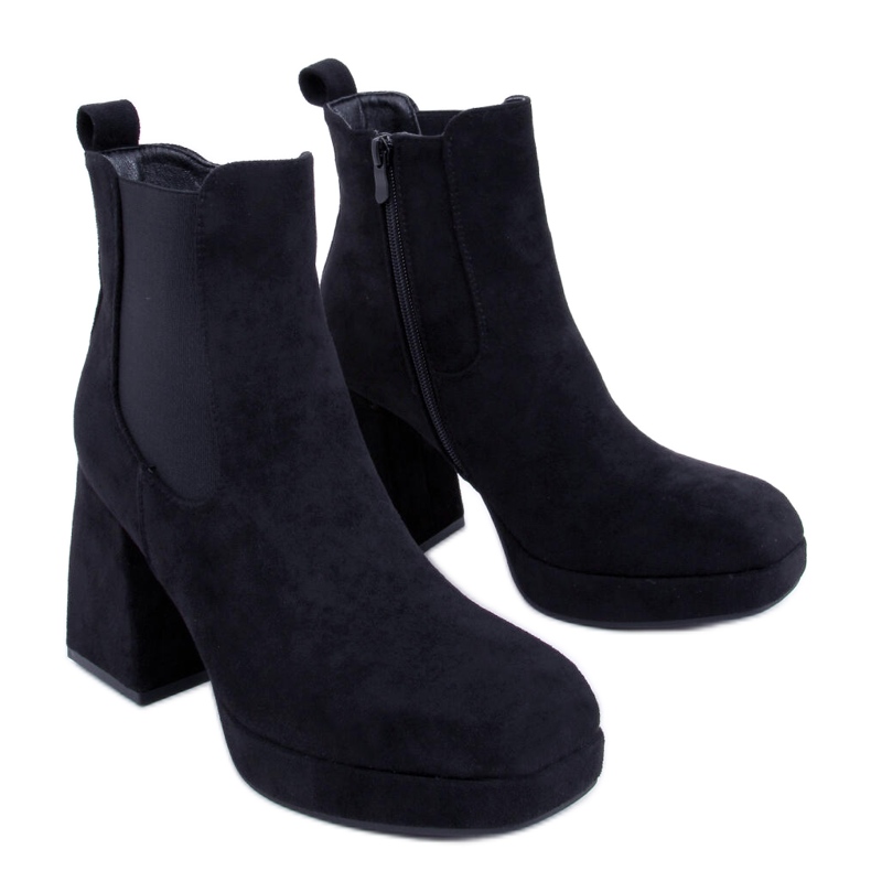 BM Ciara Mustat leveäkorkoiset saappaat