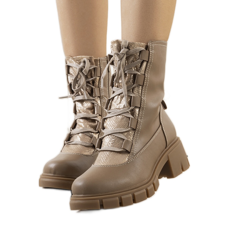 Alcaraz ruskeat naisten saappaat