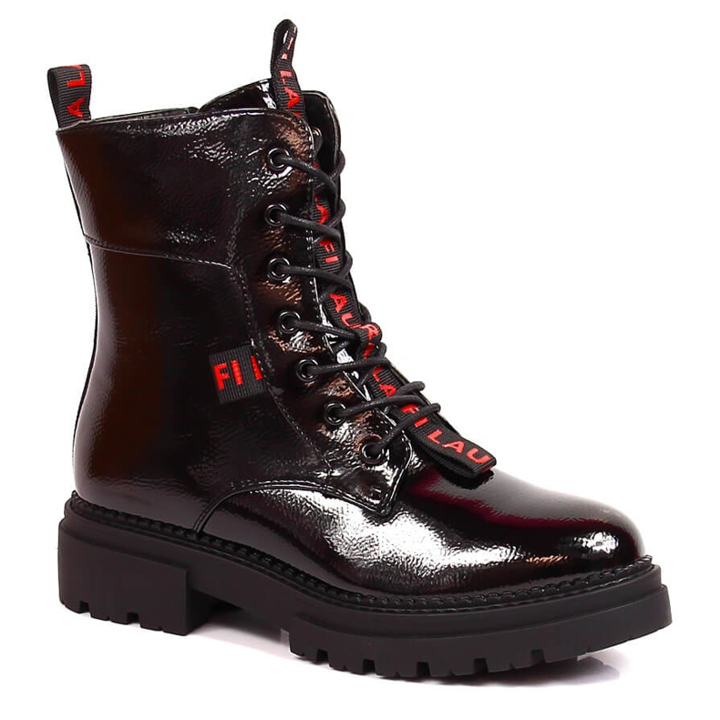 Naisten mustaksi lakatut eristetyt saappaat Laura La.Fi