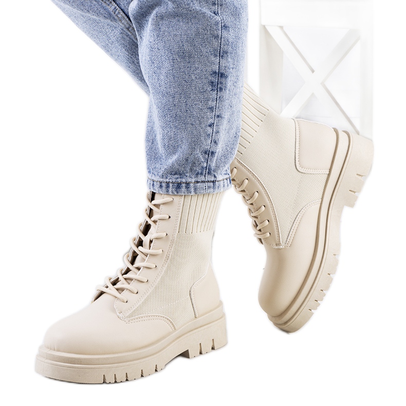 Beiget Lennon-ansastajat