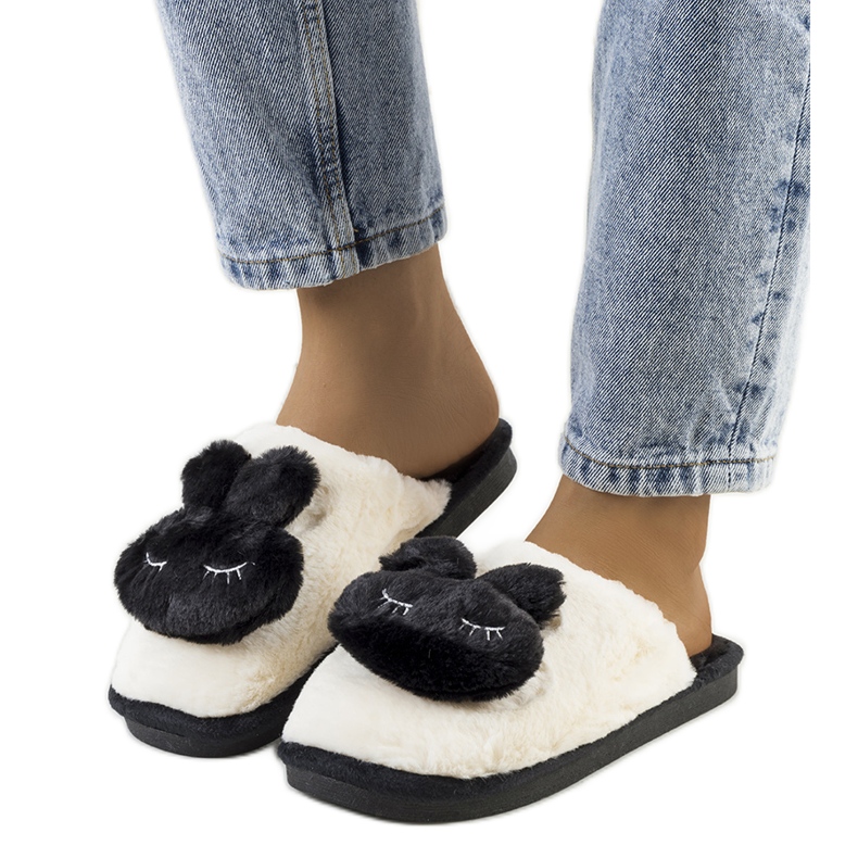 Inna Mustat tossut kanilla Kani valkoinen