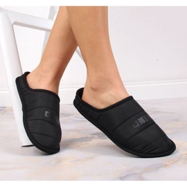 Big Star INT1773B eristetyt slip-on tossut musta