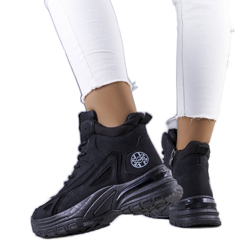 Mustat eristetyt saappaat LCJ-22-44-1353L Lee Cooper