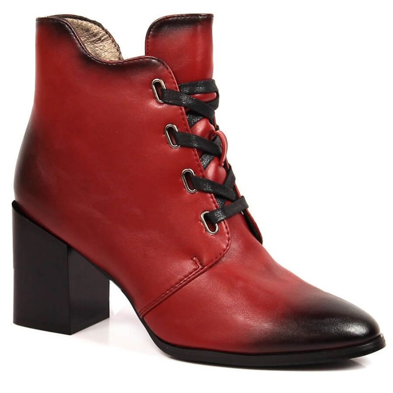 Daily Power Saappaat pylväässä eristetty M.Daszyński W SAN10B punainen