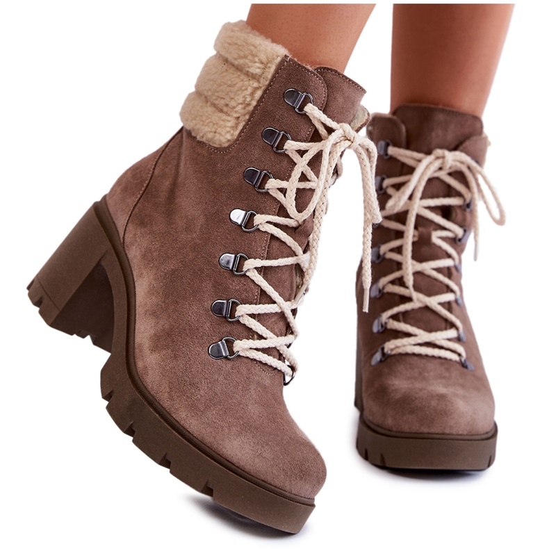 Naisten mokkanahkaiset nauhasaappaat kantapäässä Ruskea Fenya