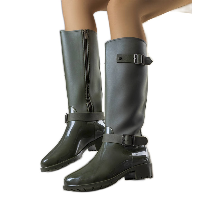 Vihreät korkeat saappaat Lahti