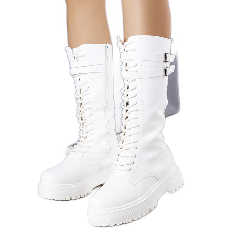 BM Christopherin valkoiset korkeat saappaat valkoinen