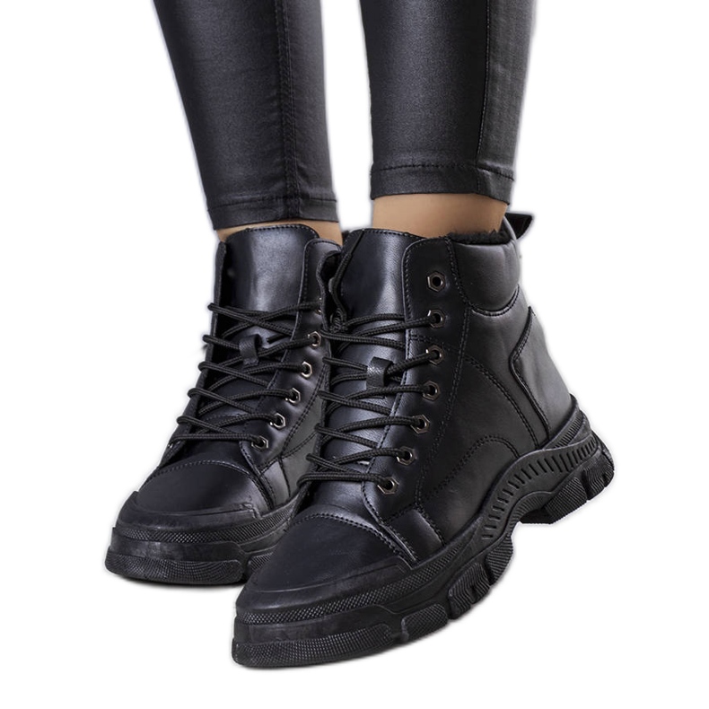 PA1 Mustat eristetyt Dinto-saappaat