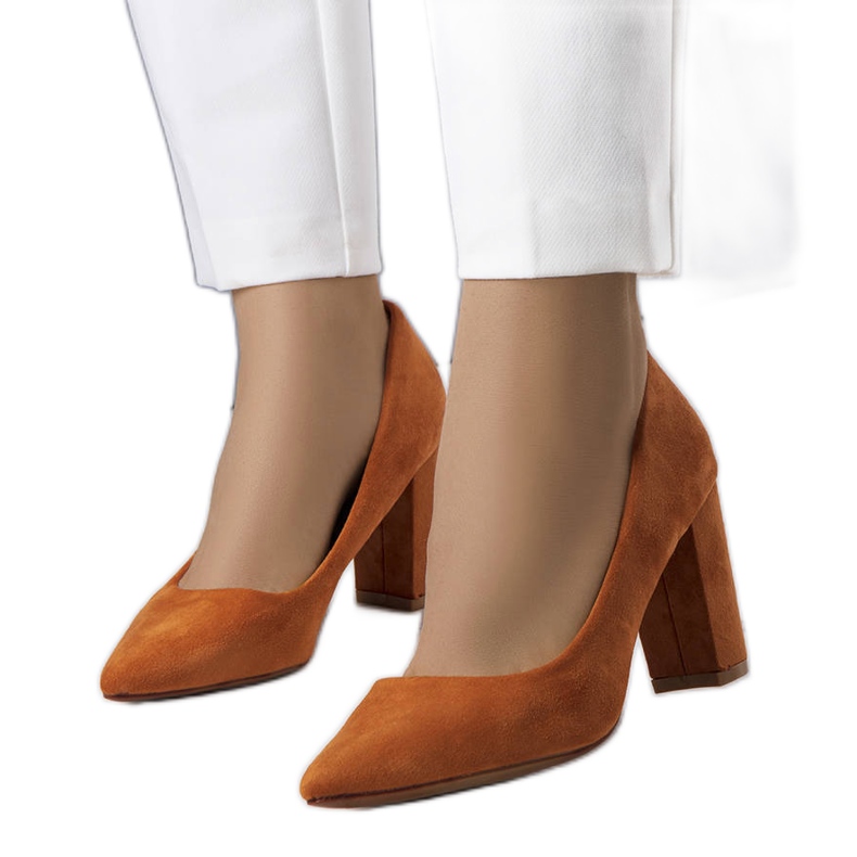 PA1 Achelan ruskeat korkokengät