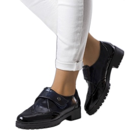 Batelin laivastonsiniset lakatut kengät musta