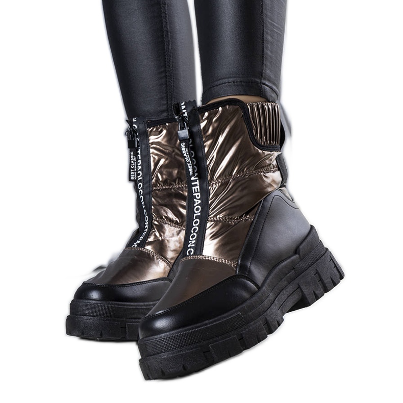 BM Giovanni kultaiset tikatut lumisaappaat kultainen