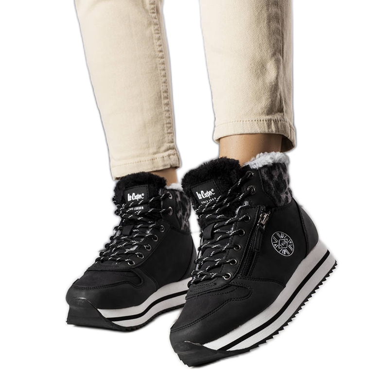 Mustat eristetyt saappaat LCJ-22-31-1448L Lee Cooper