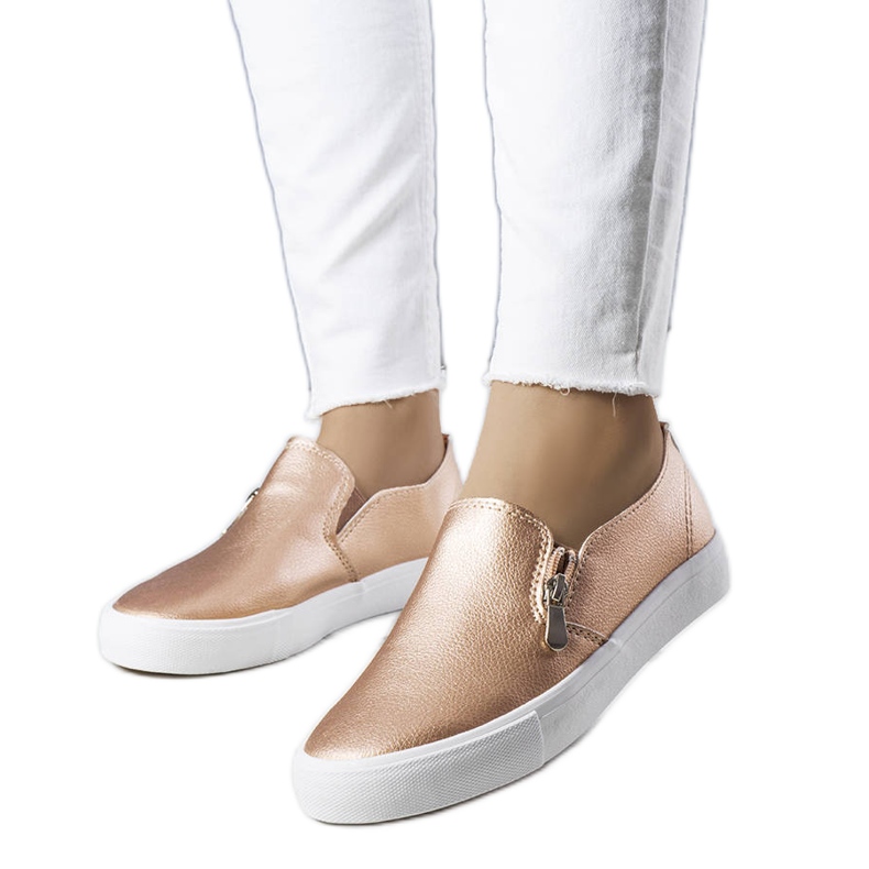 Denain kultaiset eko-nahkaiset lenkkarit kultainen