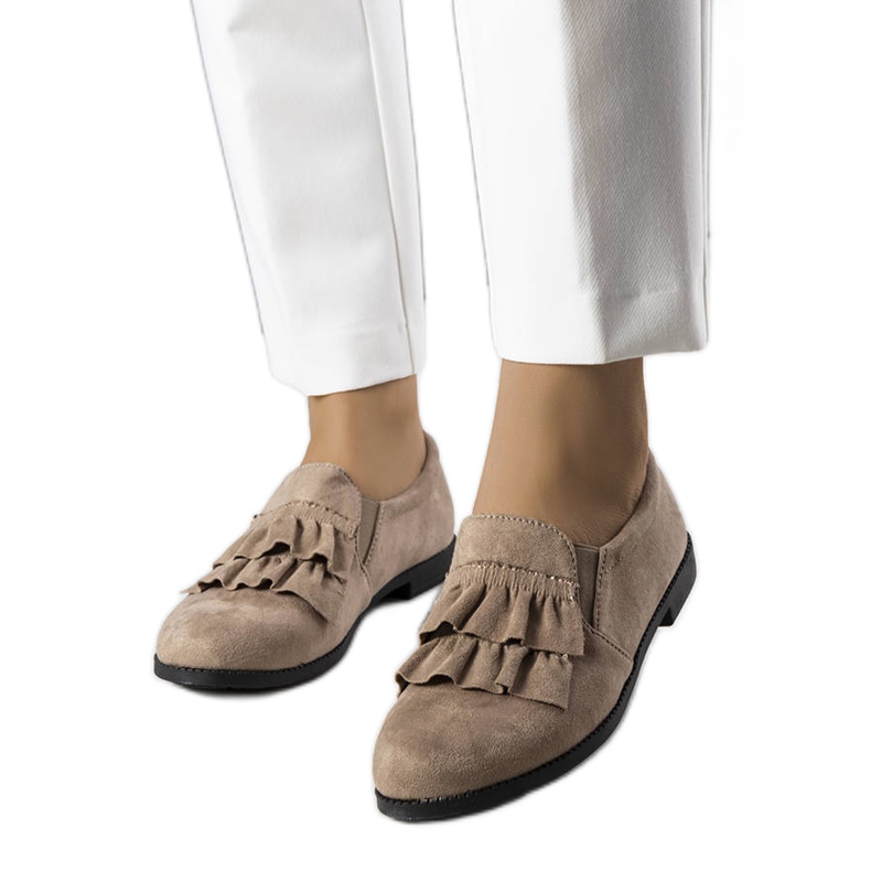 PA1 Beiget röyhelöt Kailanin kengät