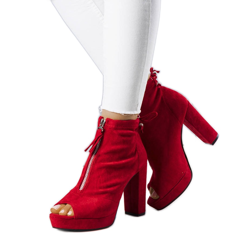 BM Payto punaiset nilkkurit punainen