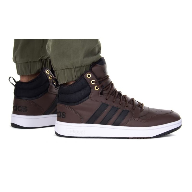 Kengät adidas Hoops 3.0 Mid Wtr M GZ6680 ruskea