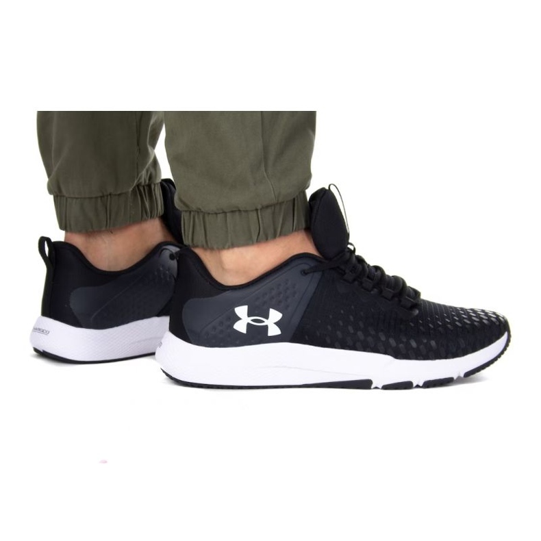 Under Armour Charged Engage 2 -kengät 3025527-001 musta