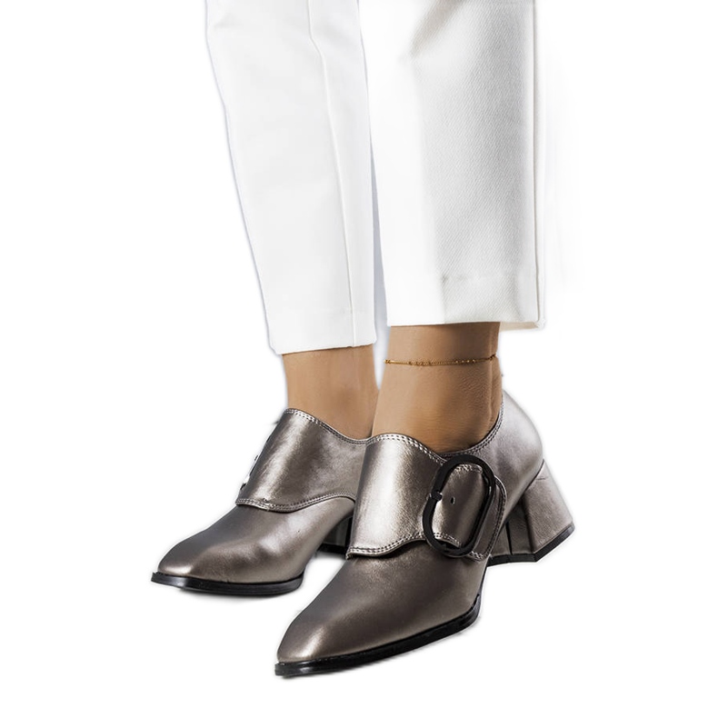 PA1 Ailanin harmaat pumput hopea