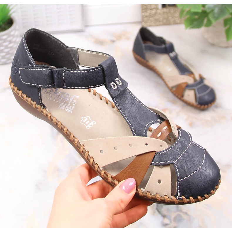 Mukavat naisten tasaiset sandaalit, joissa tarranauha Rieker M1655-14 beige