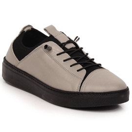 Vaaleat nahkaiset naisten slip-on kengät beige T.Sokolski W22-351