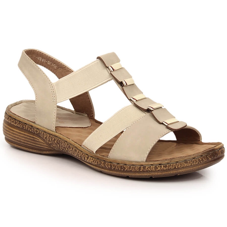 Naisten beige eVento 4940 -sandaalit