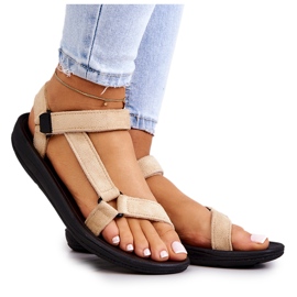 Naisten mokkanahkaiset urheilusandaalit beige