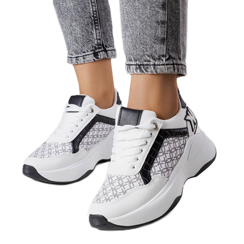 Margie monogrammilliset mustat tennarit valkoinen