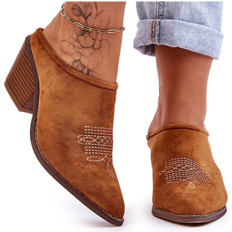 BM Naisten mokkanahkaiset Camel Romina Cowboy -tossut ruskea