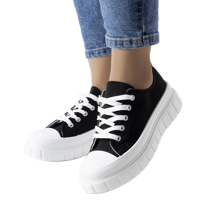 Bellemare mustat alustalenkkarit