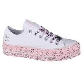 Converse X Miley Cyrus Chuck Taylor All Star W 562236C valkoinen