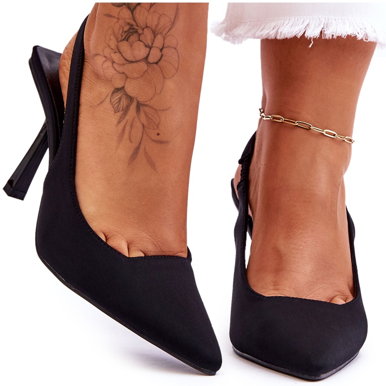 FS1 Klassiset mustat Whitley teräväkärkiset korkokengät