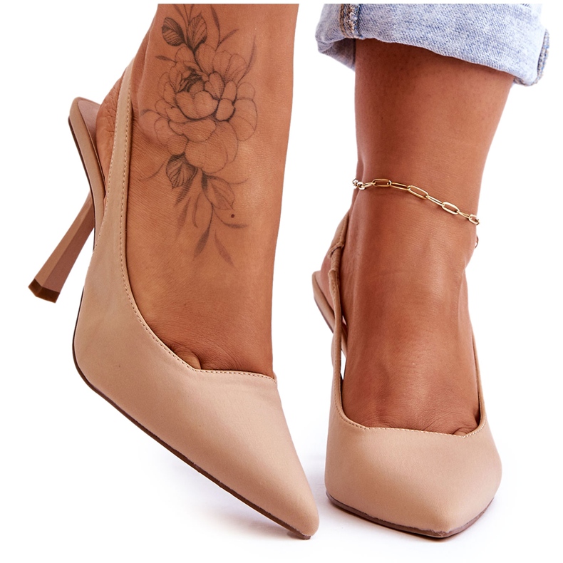 FS1 Klassiset beigenväriset Whitley teräväkärkiset korkokengät