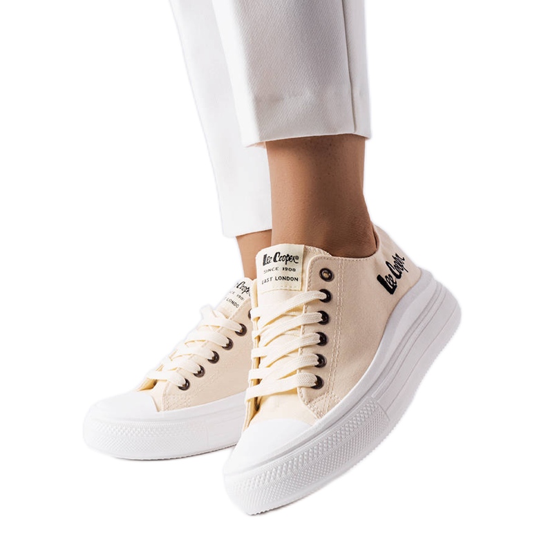 Lee Cooper LCW-23-44-1626L beigenväriset tennarit