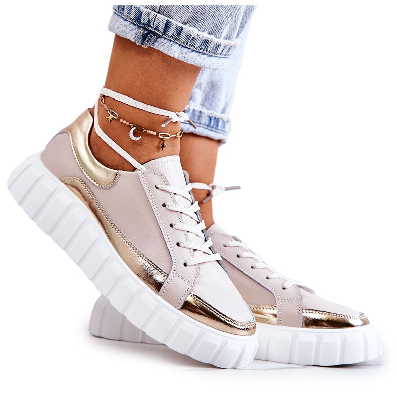 S.Barski Naisten Brogues beigen ja kullan Noriso-alustalla