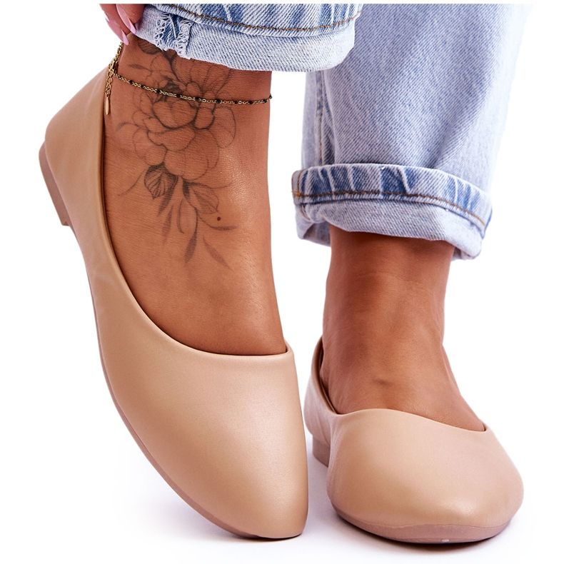 Stacee Leather Classic Ballerina Beige