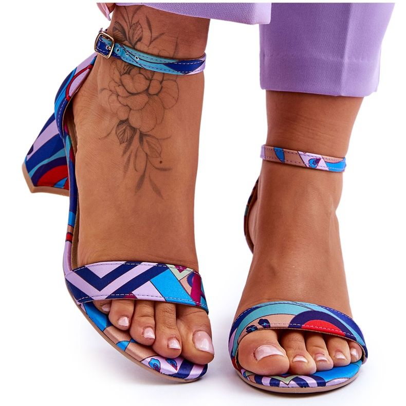 FB1 Purppura ja Quincy Blue kuviolliset matalakorkoiset satiini sandaalit violetti sininen