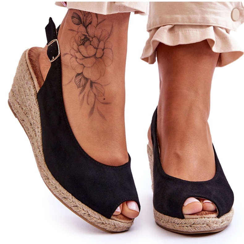 Suede Wedge Sandaalit Musta Elsie